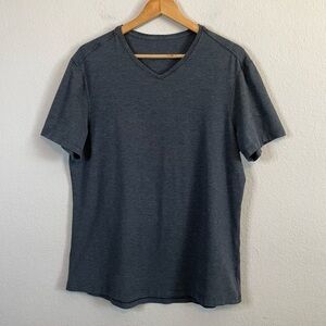 Lululemon 5 Year Basic V Neck dark Gray Heathered Black Short Sleeve  Tee Shirt